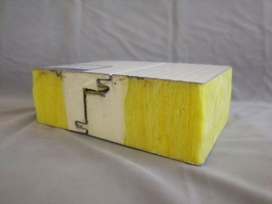 64kg/M3 Glass Fiber Glasswool Sandwich Panel Wall PUF Panel OEM