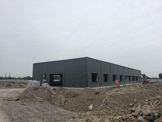 저가 큰 경간 강철 구조물 작업장 창고 및 상업용 건물 금속 구조 프레임은 창고 판매를 위해 녹슬지 않는 조립식으로 만들어졌습니다